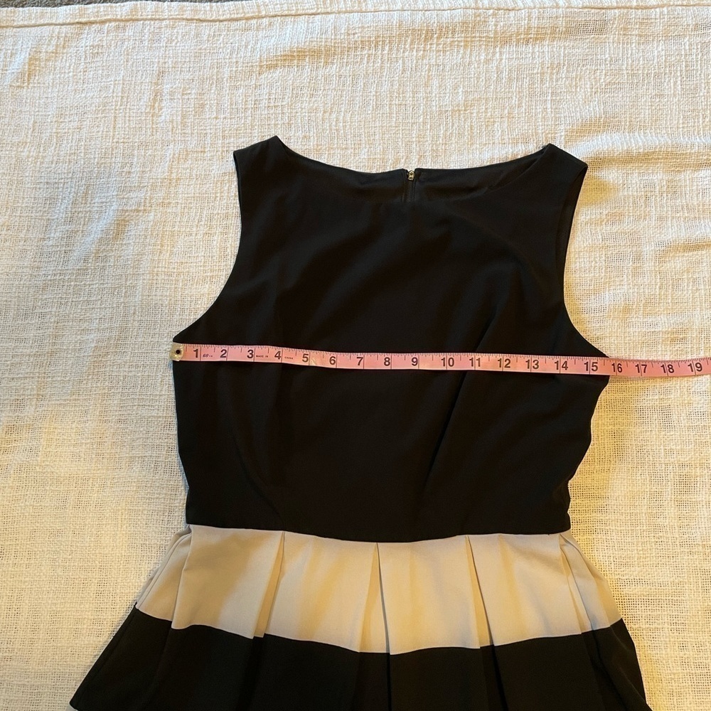 B. Smart Semi-Formal Black & White Stripped Dress- Size 7/8 - Picture 6 of 11